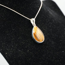 Load image into Gallery viewer, Tigers eye Pendant 925 Silver