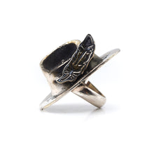 Load image into Gallery viewer, Navajo Hat and Feather ring with Turquoise