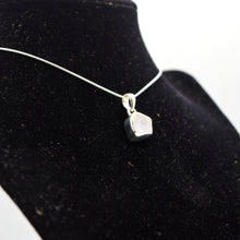 Load image into Gallery viewer, Moonstone pendant 925 Silver