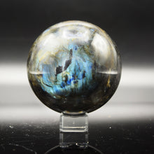 Load image into Gallery viewer, Labradorite Sphere