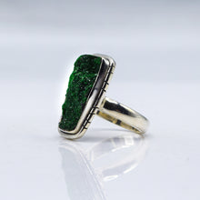 Load image into Gallery viewer, Green Garnet Ring 925 Silver