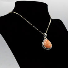 Load image into Gallery viewer, Sunstone Pendant 925 Silver