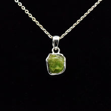 Load image into Gallery viewer, Peridot Pendant 925 Silver
