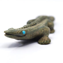 Load image into Gallery viewer, Zuni Lizard Totem Animal