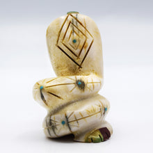 Load image into Gallery viewer, Zuni snake Totem Animal