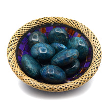 Load image into Gallery viewer, Apatite Gallet