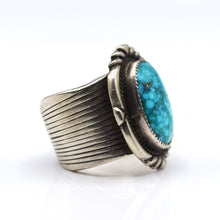 Load image into Gallery viewer, Navajo Turquoise Ring in 925 Silver