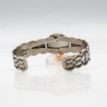 Load image into Gallery viewer, Navajo Spiny Oyster Bracelet in 925 Silver
