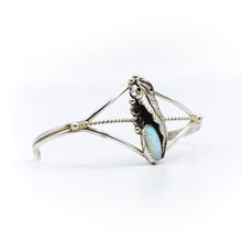 Load image into Gallery viewer, Navajo Opal Overlay 925 Silver bracelet with leaf pattern
