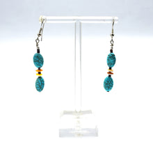 Load image into Gallery viewer, Navajo Turquoise and Shell Jewellery Set ( Necklace and Earrings)