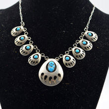 Load image into Gallery viewer, Navajo, Bear Paw Necklace