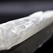 Load image into Gallery viewer, Rough Selenite