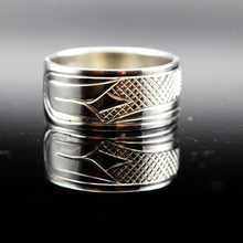 Load image into Gallery viewer, Hummingbird First Nation Ring