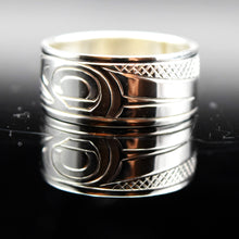 Load image into Gallery viewer, Whale First Nation Ring

