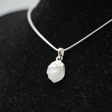 Load image into Gallery viewer, Moonstone Pendant 925 Silver
