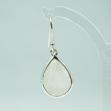 Load image into Gallery viewer, Moonstone earrings 925 Silver
