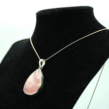 Load image into Gallery viewer, Rose Quartz pendant 925 Silver
