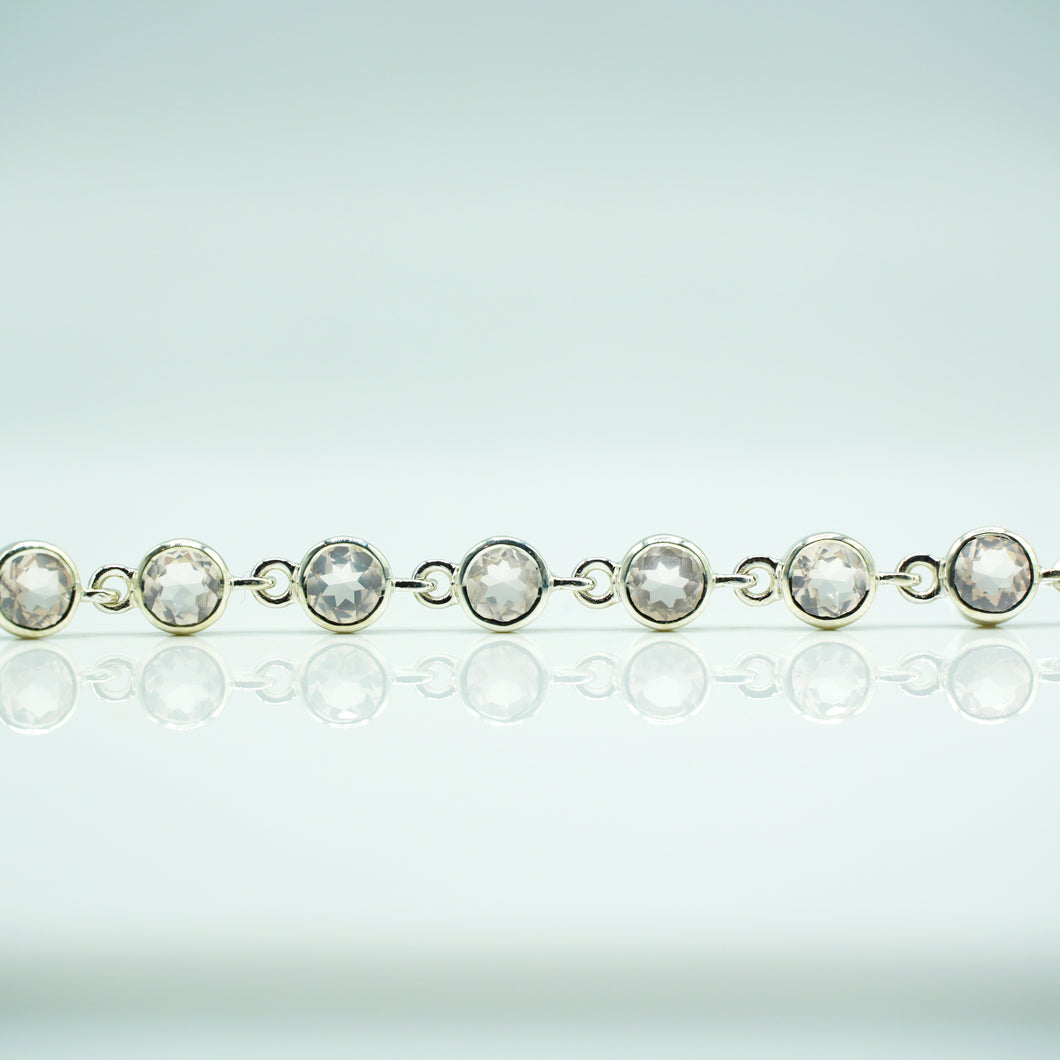 Quartz Silver Bracelet set with cabochon-cut gemstones in Prong Settings