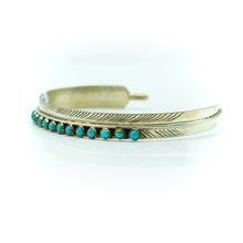 Load image into Gallery viewer, Zuni needlepoint feather bracelet with Turquoise in 925 silver
