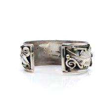 Load image into Gallery viewer, Navajo 925 Silver Bear Claw Bracelet with Turquoise and Coral
