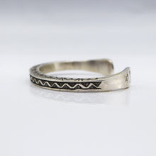 Load image into Gallery viewer, Navajo Solid Sterling Silver Bracelet
