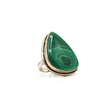 Load image into Gallery viewer, Malachite Ring in 925 Silver
