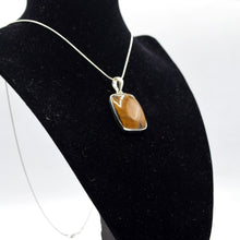 Load image into Gallery viewer, Tigers Eye Pendant 925 Silver
