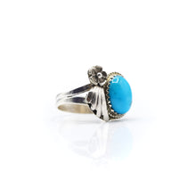 Load image into Gallery viewer, Navajo Turquoise Ring in Sterling Silver
