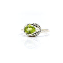 Load image into Gallery viewer, Peridot and Topaz Ring 925 Silver
