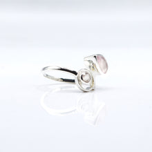 Load image into Gallery viewer, Rose Quartz and Topaz Ring 925 Silver
