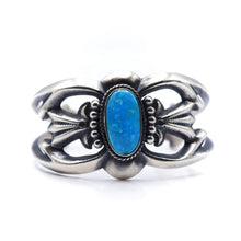 Load image into Gallery viewer, Navajo Turquoise Casted 925 Silver bracelet

