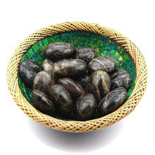 Load image into Gallery viewer, Black Moonstone Galletts
