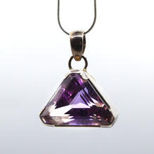 Load image into Gallery viewer, Amethyst Pendant 925 Silver
