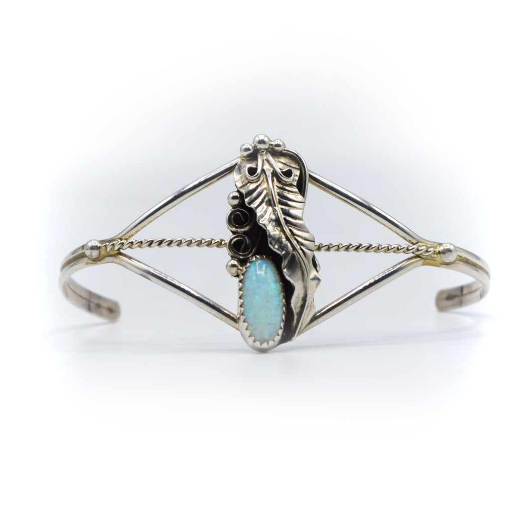 Navajo Opal Overlay 925 Silver bracelet with leaf pattern
