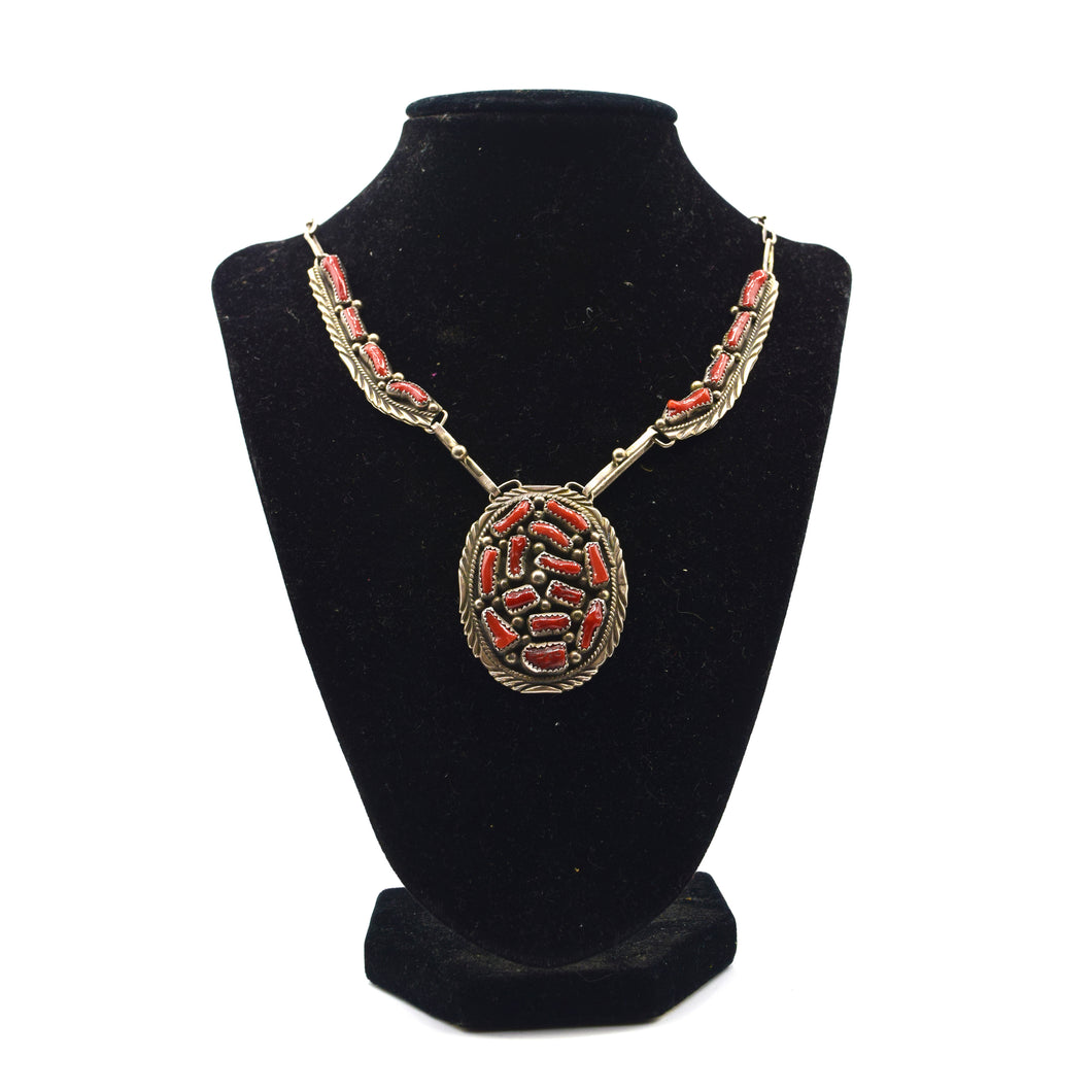 Zuni, Coral Necklace