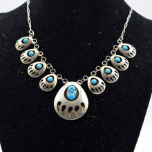 Load image into Gallery viewer, Navajo, Bear Paw Necklace
