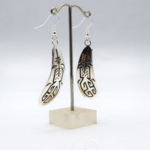 Load image into Gallery viewer, Zuni Feathers Earrings in Sterling Silver
