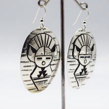 Load image into Gallery viewer, Zuni Earrings in Sterling Silver
