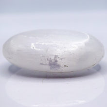 Load image into Gallery viewer, Selenite Palm stones
