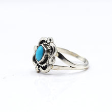 Load image into Gallery viewer, Navajo Turquoise ring in 925 Silver
