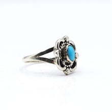 Load image into Gallery viewer, Navajo Turquoise ring in 925 Silver
