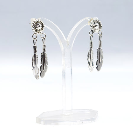 Navajo Feathers earrings in sterling silver