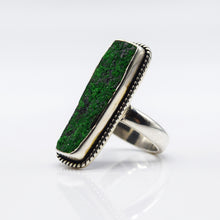 Load image into Gallery viewer, Green Garnet Ring 925 Silver
