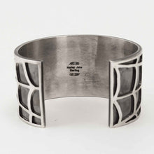 Load image into Gallery viewer, Navajo 925 Siver Spider Web Bracelet with Coral centre stone
