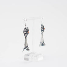 Load image into Gallery viewer, Navajo, Silver and Spiny Oyster Shell Earrings
